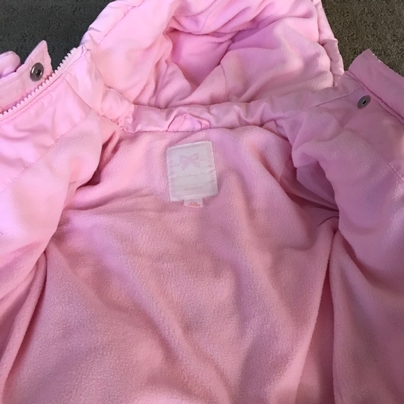 DOWN QUILTED JACKET 6-12  months BABY GIRL detachable hood worn once - Picture 5 of 10